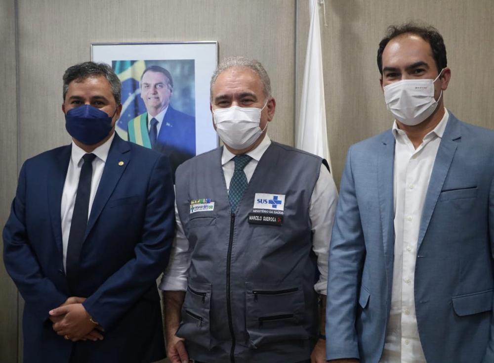 Segundo e Efraim são recebidos pelo ministro da Saúde