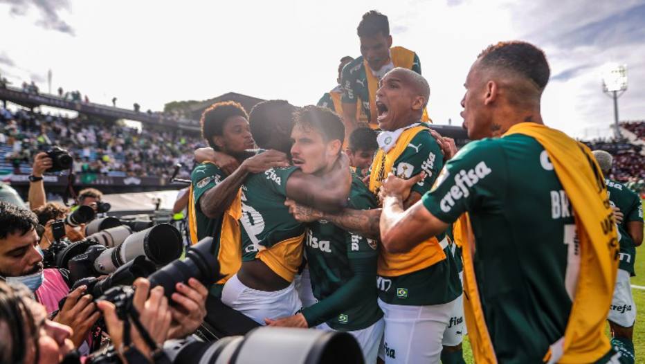 Palmeiras vence o Flamengo na prorrogação e se torna tricampeão da América em Montevidéu