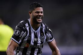 Atlético Mineiro é campeão brasileiro por antecipação e Hulk comemora com show de Bell Marques