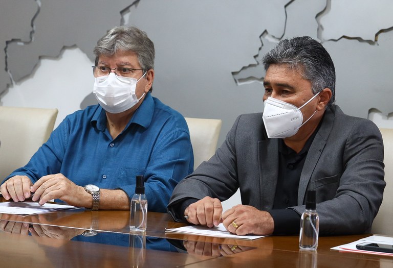 João Azevêdo participa de lançamento de plataforma para desenvolver agricultura familiar no Estado