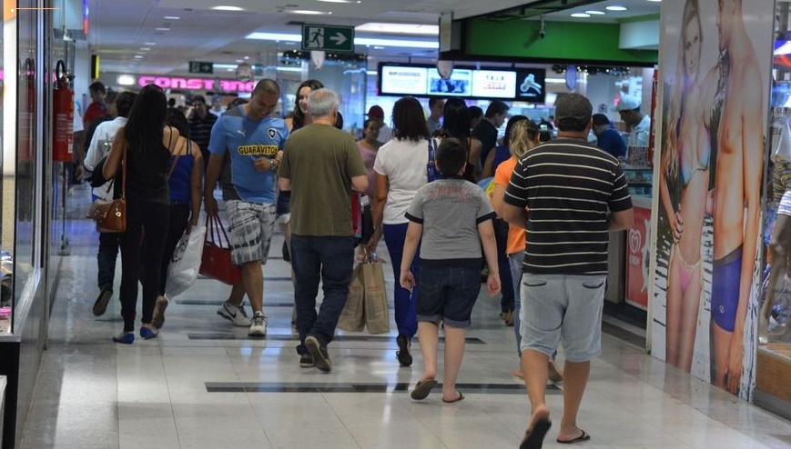 Feriado de N.S da Conceição e Yemanjá altera horários de serviços na quarta-feira; confira o que abre e o que fecha na Paraíba