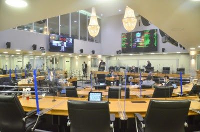 Assembleia aprova homenagem aos Profissionais da Saúde que atuaram na pandemia e mais 255 matérias