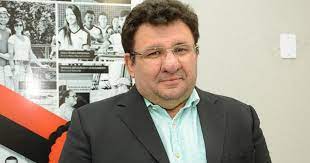 Governo do Estado cria comissão para avaliar plano de Cargos, Carreiras e Remuneração de professores