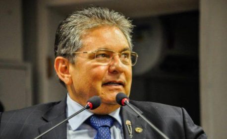 Adriano Galdino admite se filiar ao partido de João Azevedo, que não seja o Cidadania