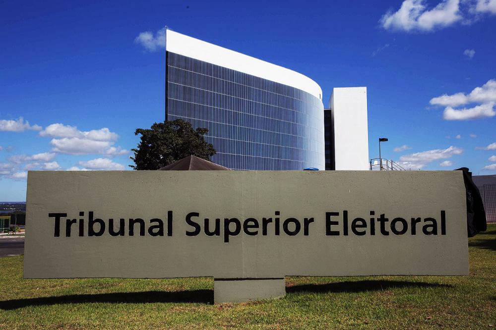 Tribunal Superior Eleitoral (TSE) aprova calendário oficial para eleições de 2022