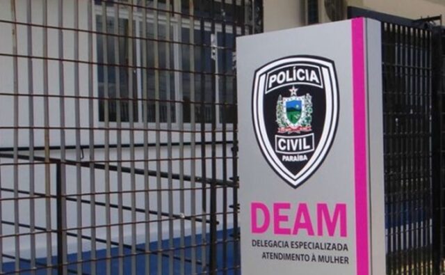 Grávida é agredida por vizinho, arrastada pelos cabelos e tem casa destruída pelo suspeito, na Paraíba