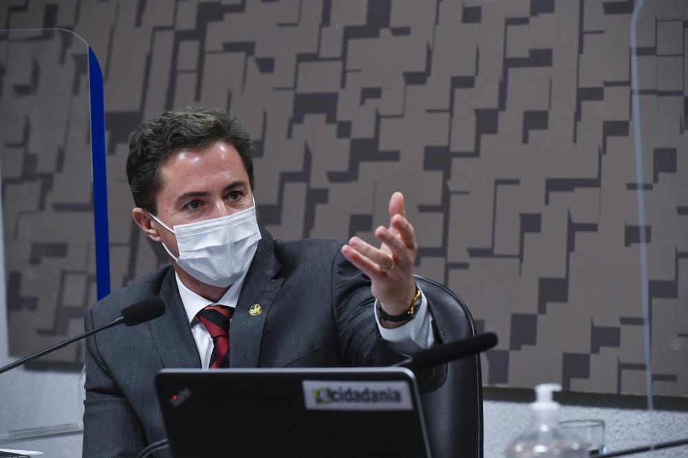 Senado aprova Relatório de Veneziano ao Projeto que cria política de atenção psicossocial nas escolas