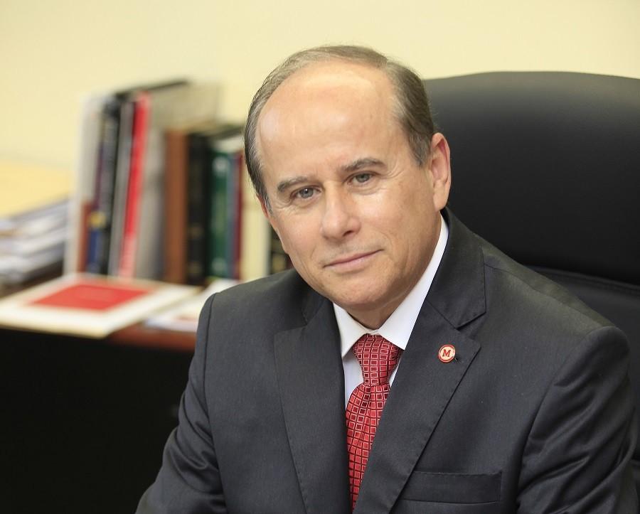 Ministro demite professor campinense da presidência da Capes