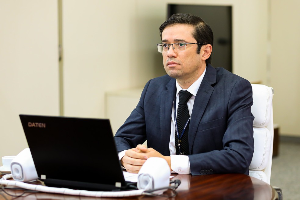 Governo troca diretor-geral da Polícia Federal
