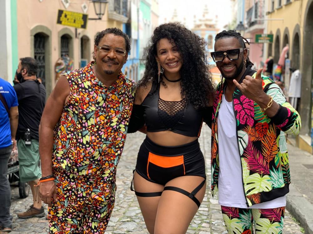 Dançarina Paraibana Giullia Marques é a vencedora do desafio do É O Tchan