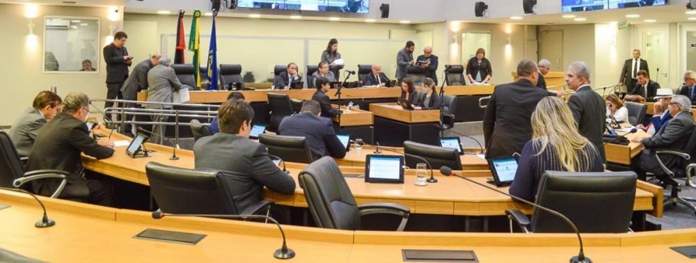 Assembleia aprova ampliação do Programa Tá na Mesa para municípios com mais de 5 mil habitantes