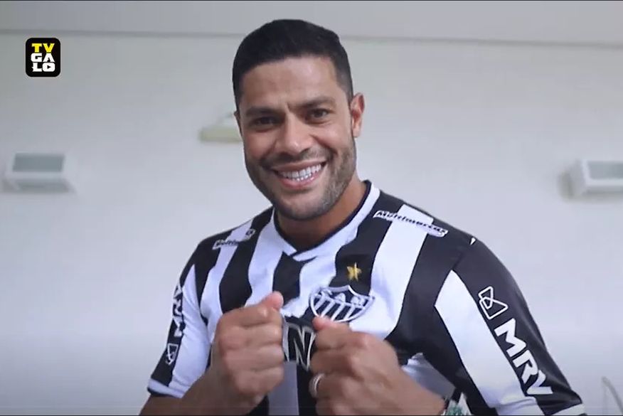 Atlético-MG anuncia renovação de contrato com Hulk