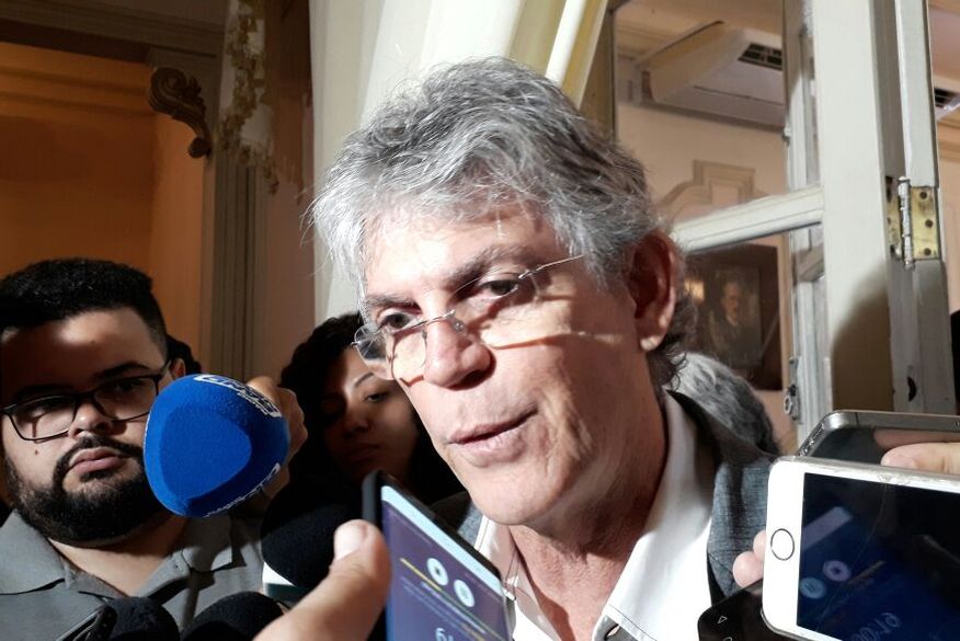 PCdoB na Paraíba se manifesta contra RC e classifica ex-governador como “autoritário”: “Quer impor sua vontade a qualquer custo”