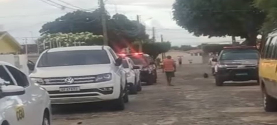  Pré-candidato a deputado federal e ex-servidor são presos em operação contra desvios na Paraíba