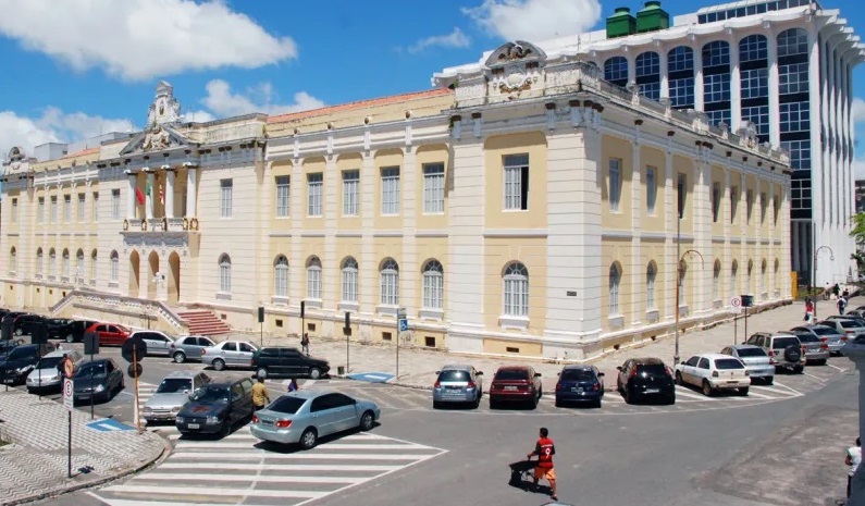 Justiça não aceita pedido de urgência em ação do MPPB contra Estado e Prefeitura e diz que deliberações sobre máscaras cabem ao Poder Executivo