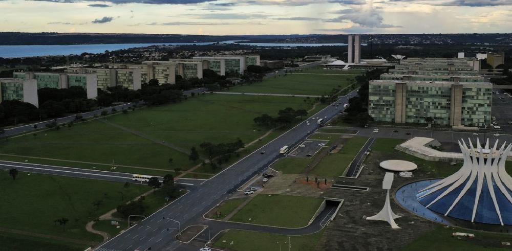 Servidores terão ponto facultativo no dia 22 de abril