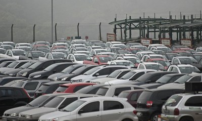 Carros usados venderam 5 vezes mais que os 0 km em março; veja os top 10