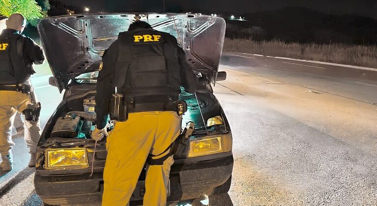 Carro roubado no Ceará em 2017 e recuperado pela PRF na Paraíba