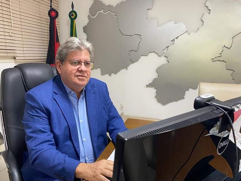Governador João Azevêdo desmembra secretarias e cria pastas de Meio Ambiente e Ciência e Tecnologia