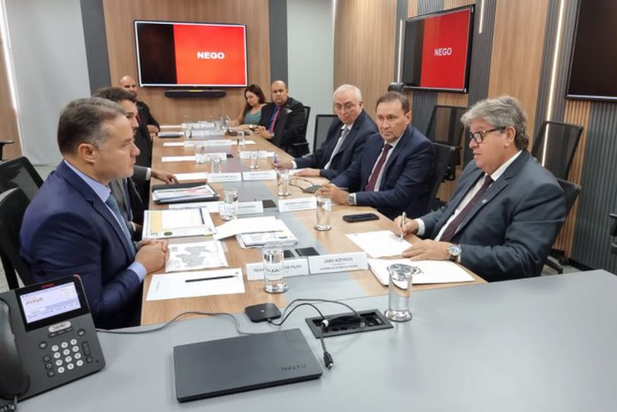 Ministro garante ao governador R$ 500 milhões para obras de infraestrutura de rodovias na Paraíba