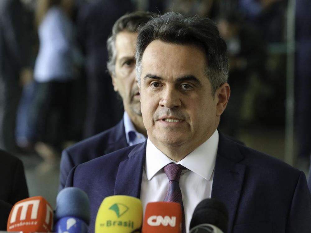 Disputa por controle nacional pode naufragar fusão PP e UB