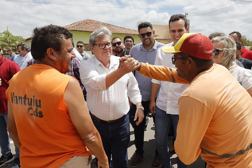 Governador João Azevêdo inaugura obras de infraestrutura e investimentos no Cariri paraibano