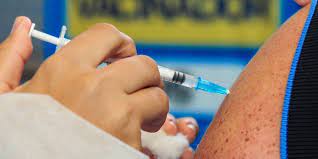 João Pessoa amplia vacinação com bivalente para idosos a partir de 60 anos