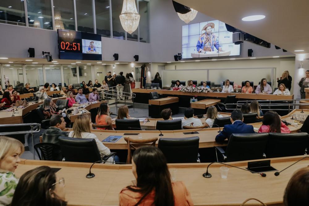 ALPB homenageia mulheres e debate importância e conquistas femininas na Paraíba