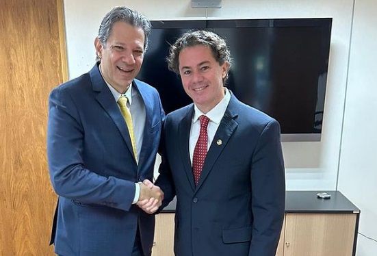 Senador Veneziano solicita R$ 80 mi em investimentos para mobilidade urbana em Campina Grande