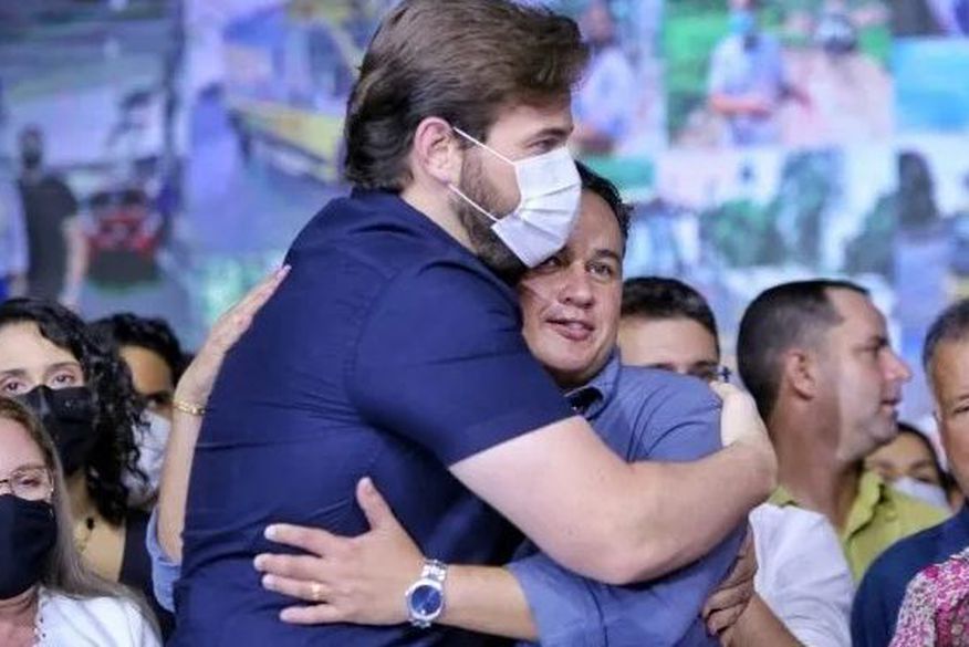 Efraim Filho revela convite a Bruno Cunha Lima para ingressar no União Brasil