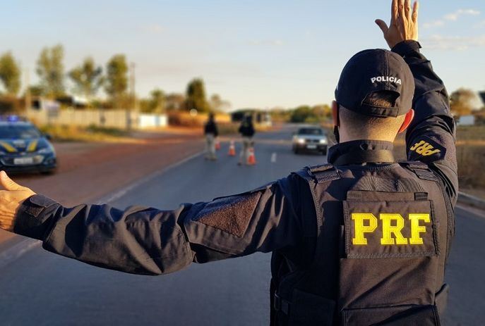 Confira as dicas de trânsito para pegar a estrada no feriadão com segurança