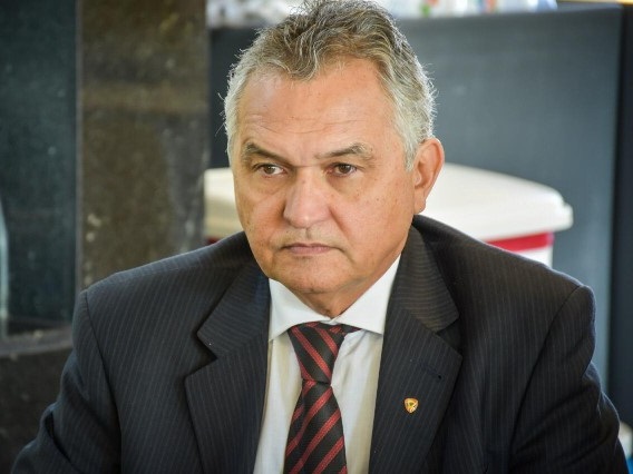 General Girão é denunciado pelo MPF por colaborar atos golpistas em porta de quartel
