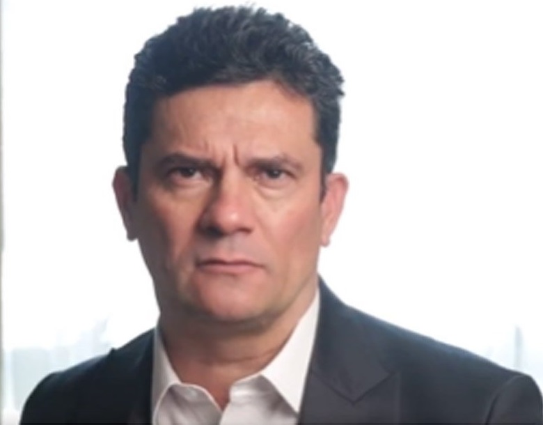 PGR pede prisão e perda de mandato de Moro por dizer que Gilmar Mendes venderia sentenças