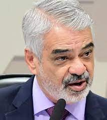 “Dallagnol não será anistiado e Moro deve colocar as barbas de molho”, diz Humberto Costa