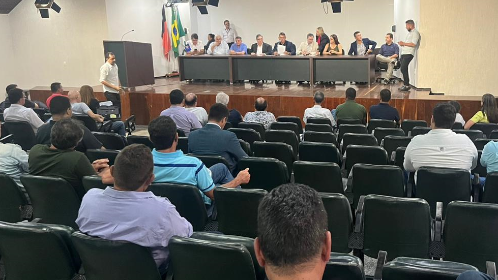 ALPB instala Frente Parlamentar do Agronegócio e debate atividades do setor e a vaquejada no estado