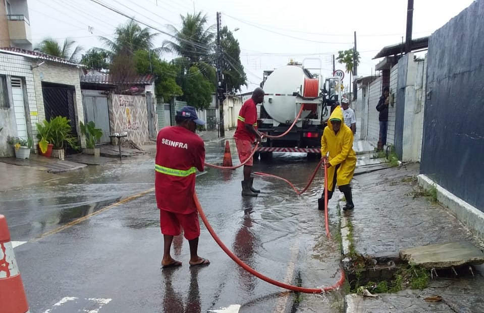 Com maior índice de chuva em 60 anos, prefeitura diz que cidade não teve ocorrências graves