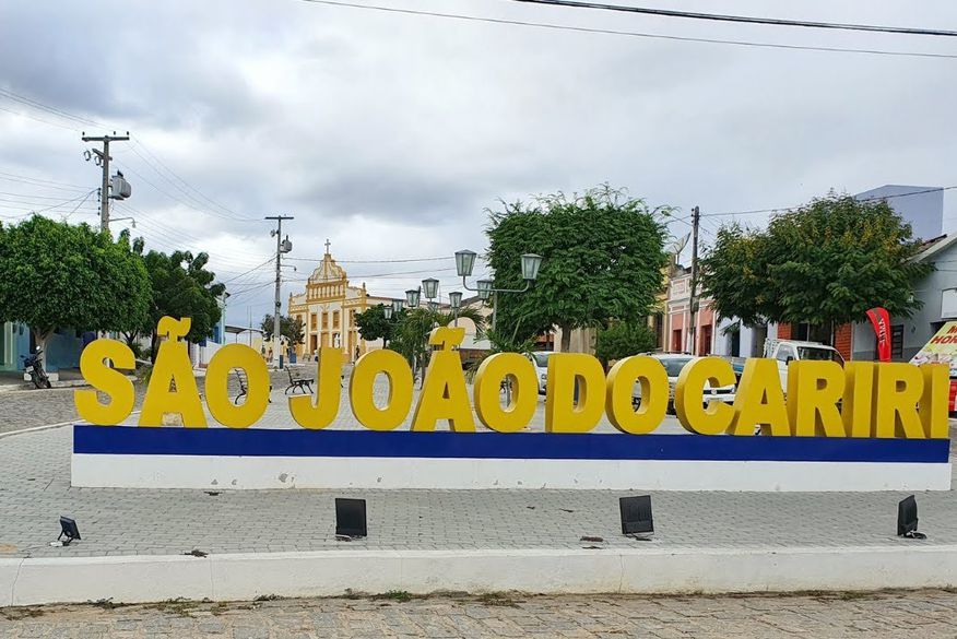 Prefeitura é denunciada por demitir contratados para favorecer eleitores do município em seleção