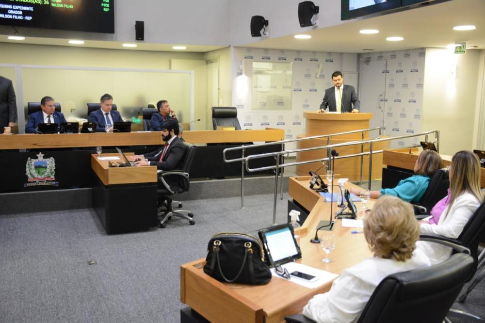 ALPB aprova política Vini Jr de combate ao racismo nos estádios e arenas da Paraíba