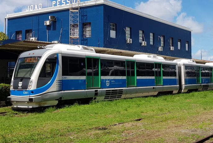 Sem saber que estava grávida, mulher dá à luz em estação ferroviária na Paraíba