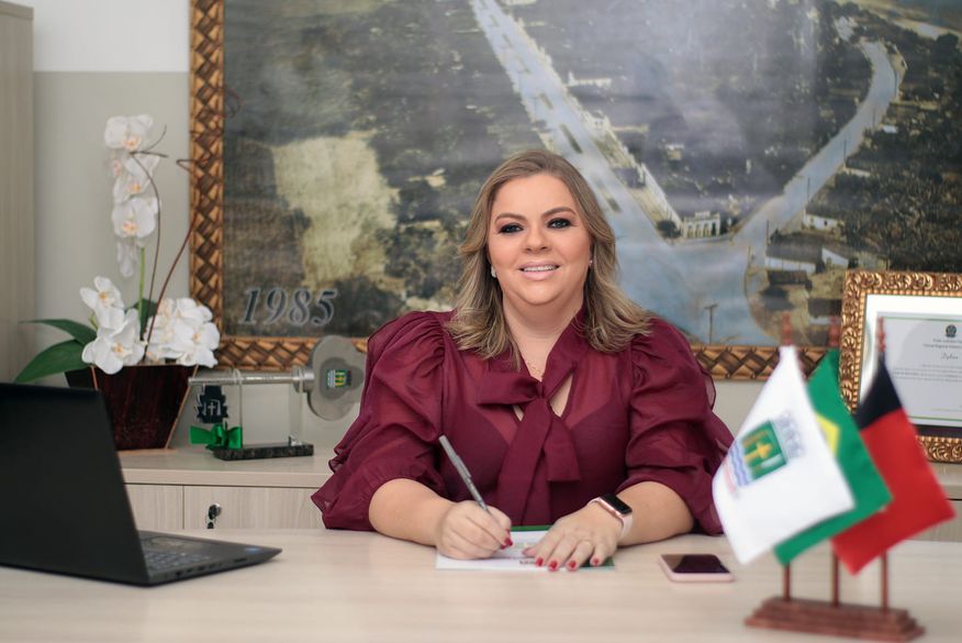 TRE-PB nega recurso e livra prefeita de Cruz do Espírito Santo de acusação de compra de votos