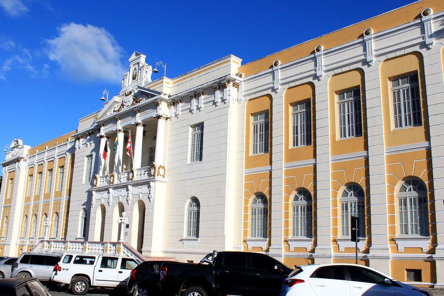 Justiça da Paraíba dá prazo de dois dias para retirada de documentário sobre a Operação Calvário do ar e determina que autores comprovem acusações