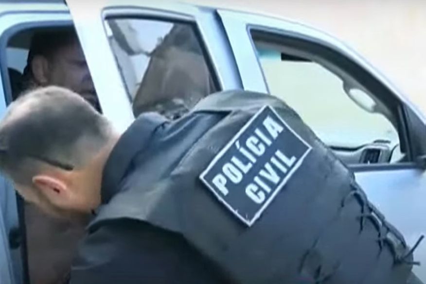 Chefe do tráfico de drogas é preso com fuzil esbanjando veículos de luxo na capital da Paraíba