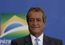 Valdemar Costa Neto é preso em flagrante pela Polícia Federal