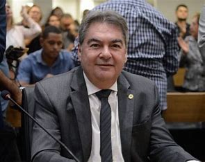 Lindolfo Pires é exonerado da Secretaria de Estado da Juventude, Esporte e Lazer para assumir ALPB