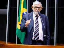 Luiz Couto uso a tribuna da Câmara para fazer campanha pela pré-candidatura de Luciano Cartaxo em João Pessoa