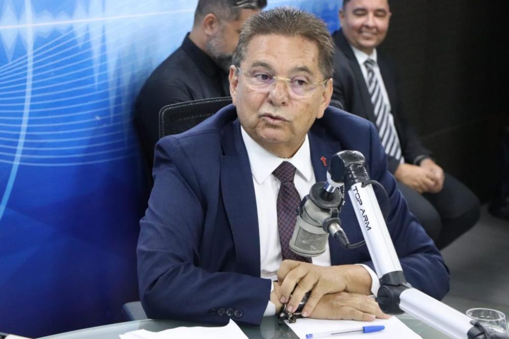 Adriano Galdino diz respeitar opinião de João, mas não volta atrás em análise política sobre 2026: “Falo o que penso”