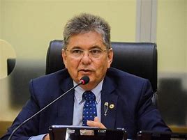 Adriano Galdino suspende recesso na Assembleia por votação de PEC que permitirá ascensão do presidente do TCE à Prefeitura de João Pessoa