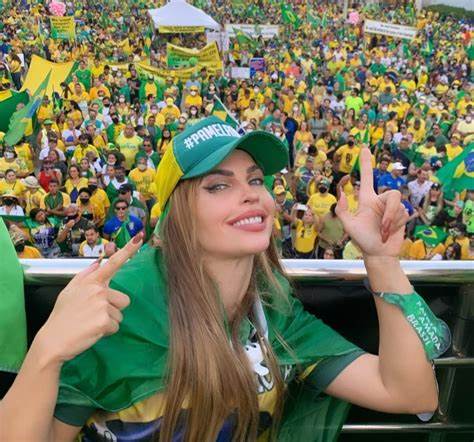 Pâmela Bório vai responder por cinco crimes após Moraes acatar nova denúncia