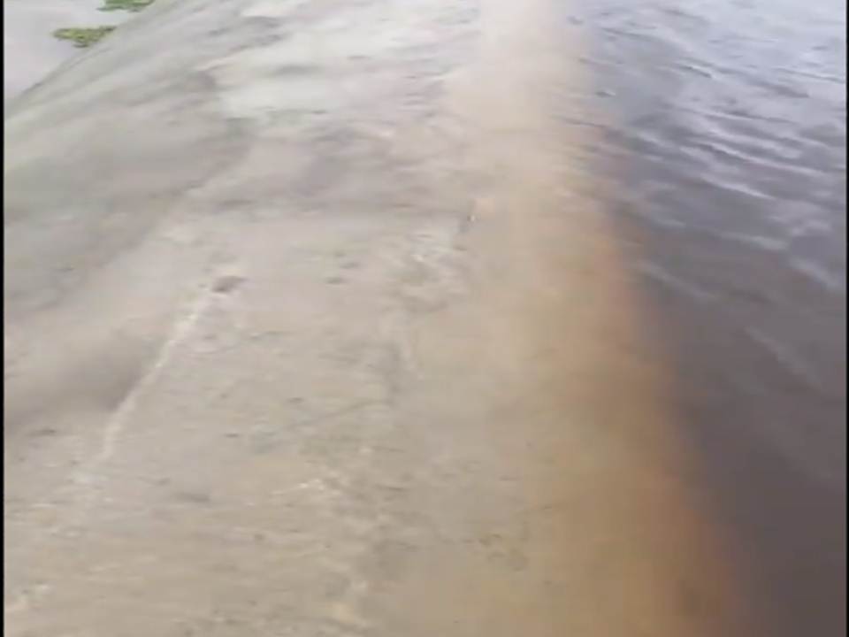 Governador da Paraíba comemora sangramento da barragem de pilões no sertão do estado