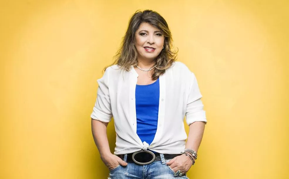 Câmara Municipal entrega Medalha Cidade de João Pessoa à cantora Roberta Miranda